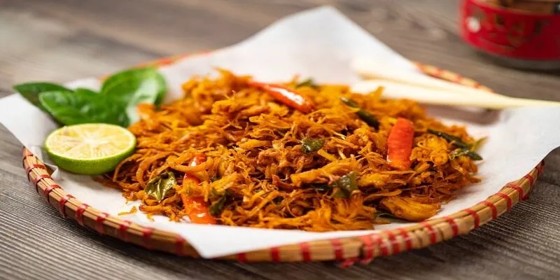 Khô gà lá chanh- Món ăn ưa chuộng